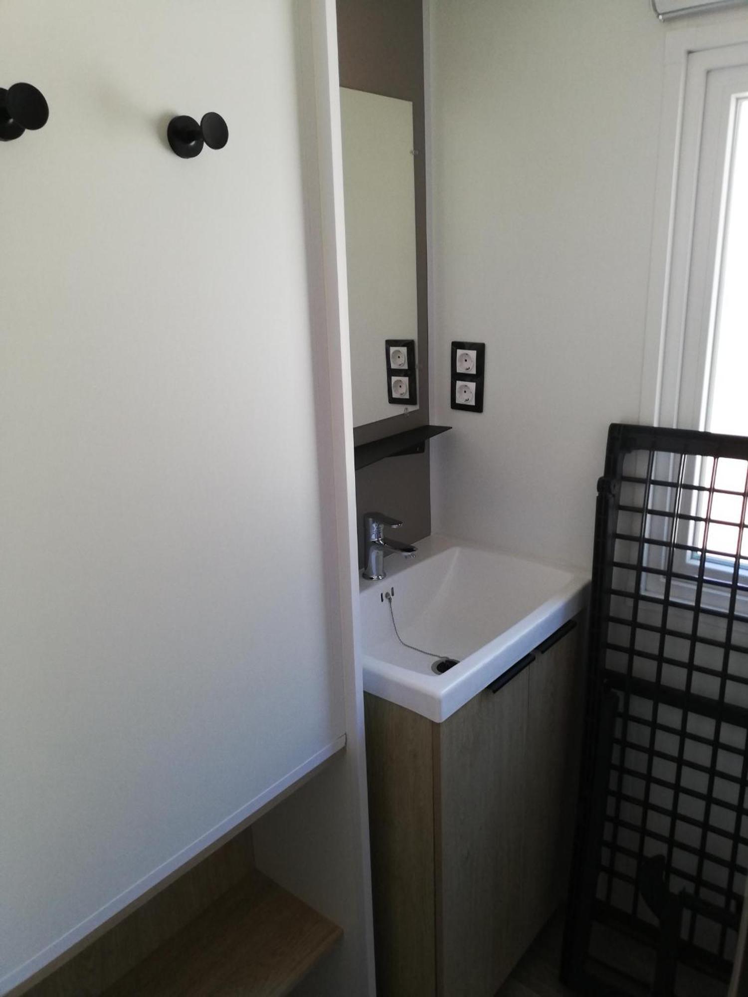 Mobilhome Clim Tele La Falaise 4 Etoiles 纳博讷 外观 照片