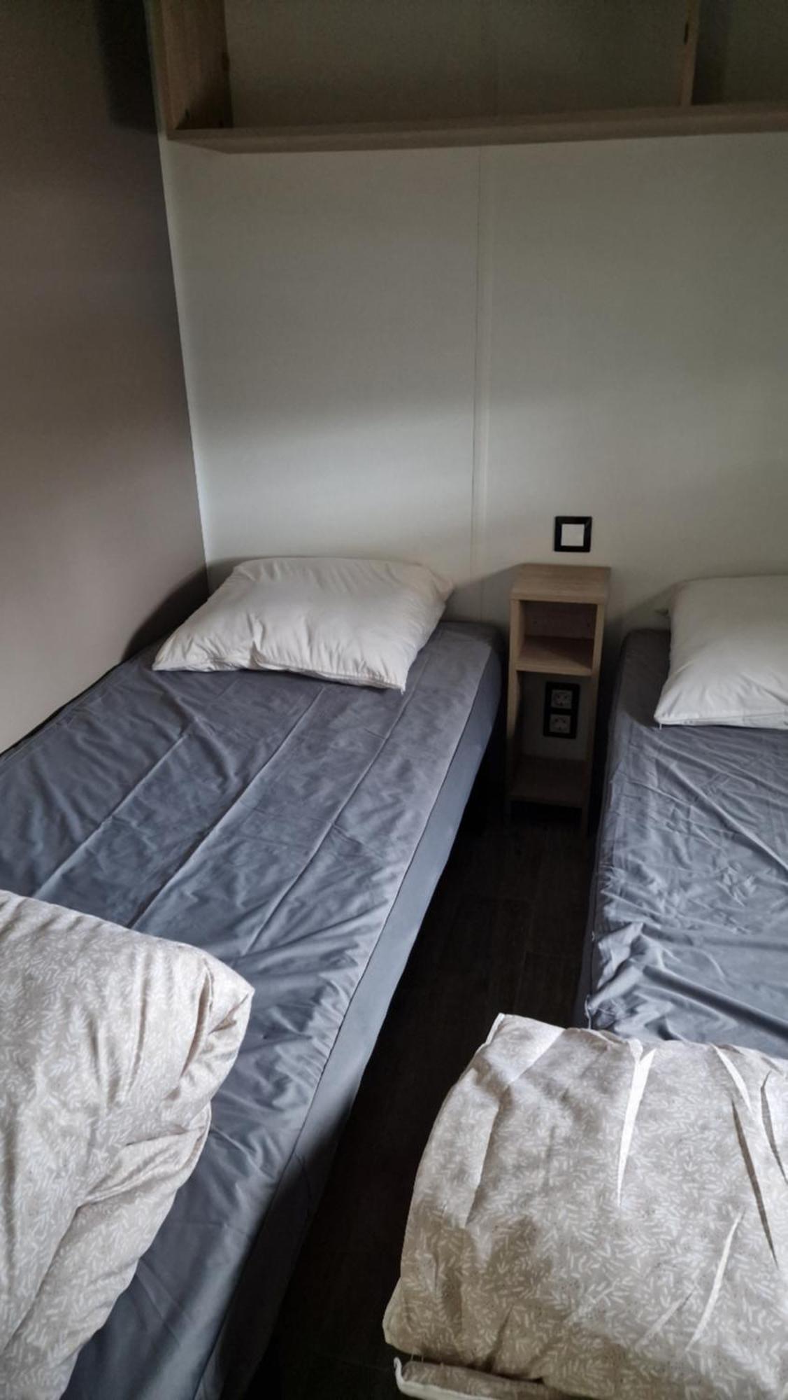 Mobilhome Clim Tele La Falaise 4 Etoiles 纳博讷 外观 照片